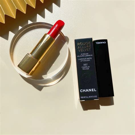 chanel camelia 357.